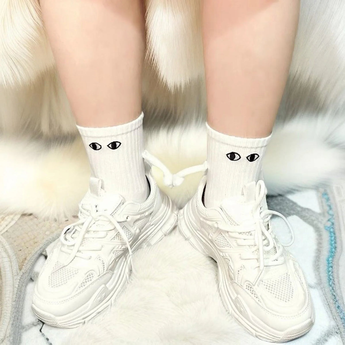 Magnetic Holding Hands Couple Socks